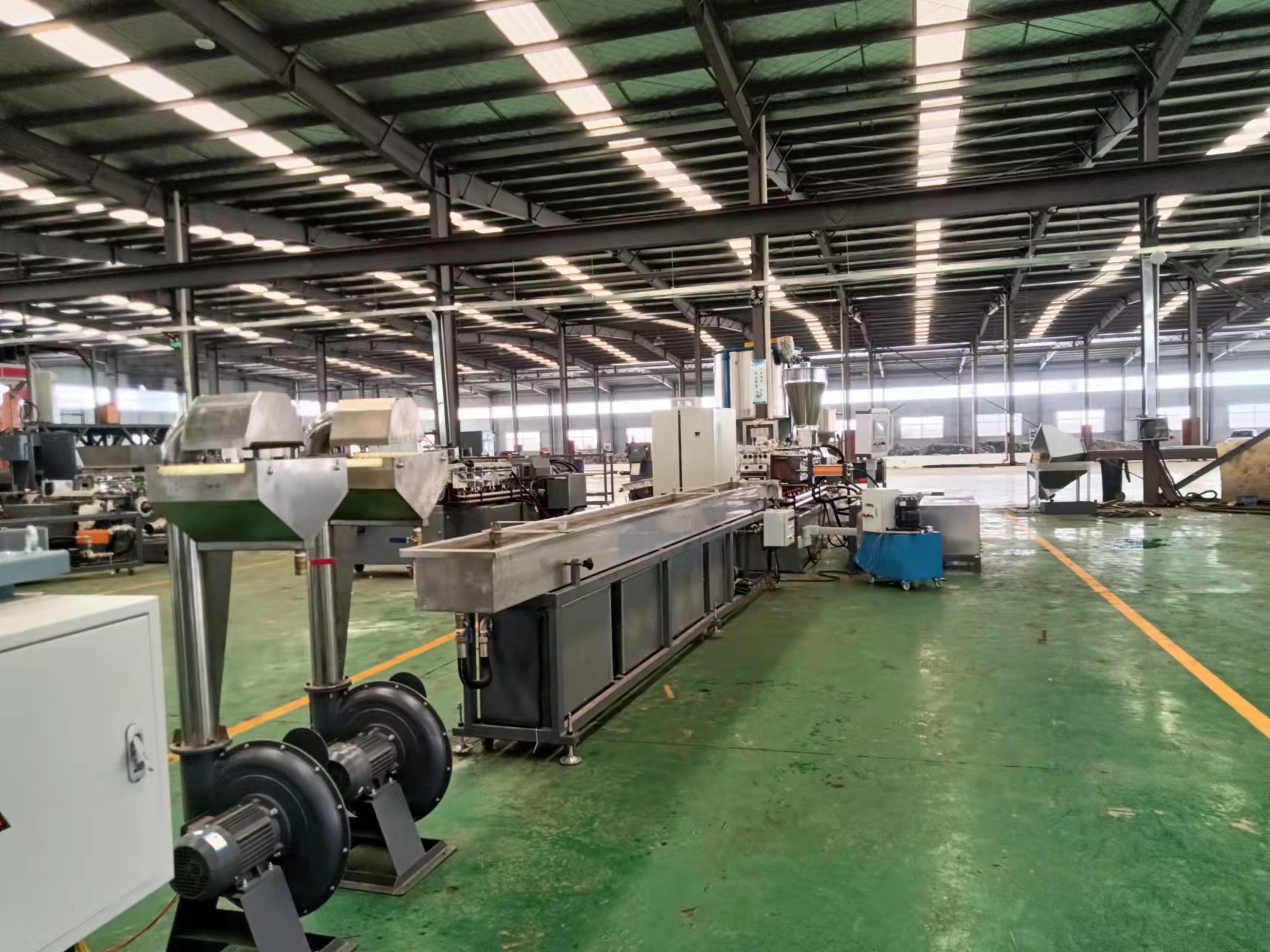 75雙螺桿水拉條4.jpg 75雙螺桿水拉條4.jpg